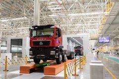 中国沉汽智能工场：“新劳模”领航 智制引擎全